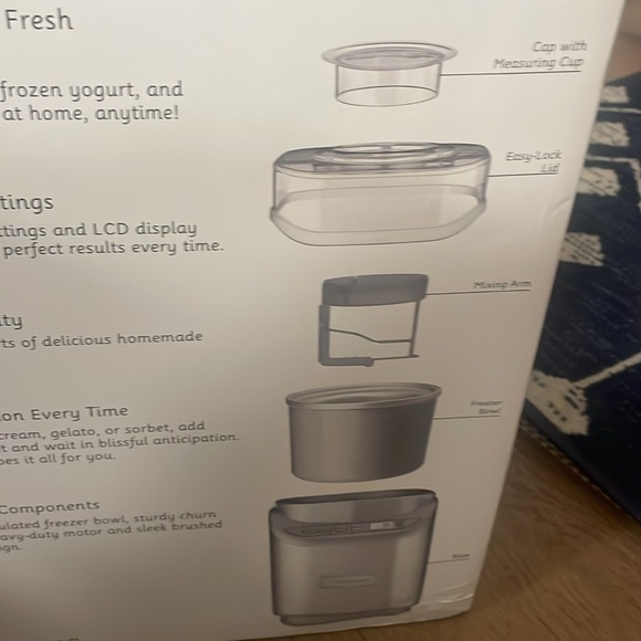 Cuisnart Gelateria - Picture 9 of 12